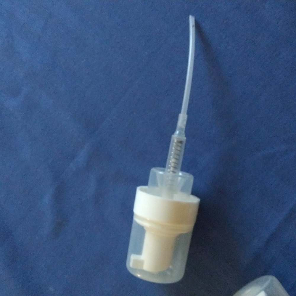 Suds Pump include extra Pump - Picture 2 of 3